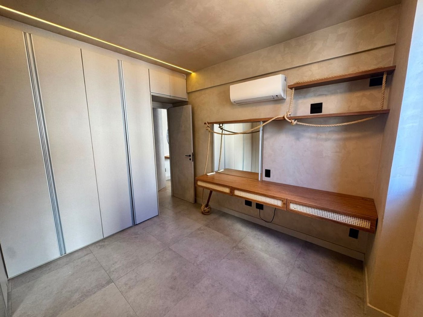 Apartamento com 1 dormitório à venda, 57 m² por R$ 750.000,00 - Ponta da Praia - Santos/SP