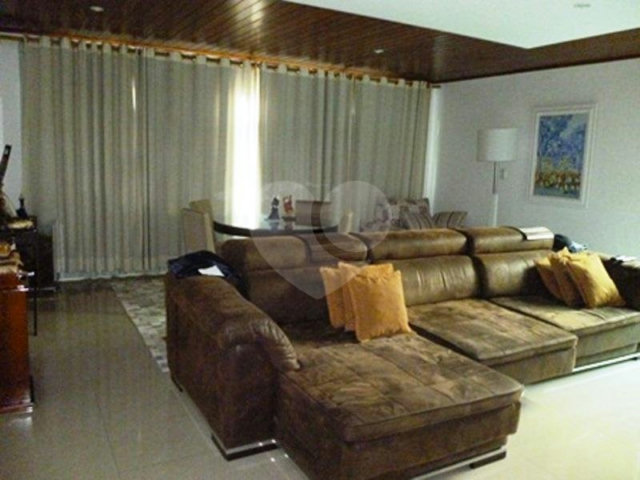 Sobrado à venda com 3 suítes em Vila Maria, São Paulo, SP