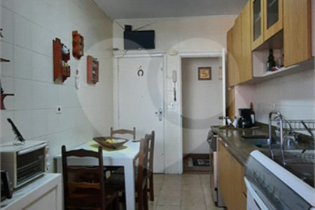Apartamento à venda com 3 quartos, sendo 1 suíte,  em Sumarezinho, São Paulo, SP
