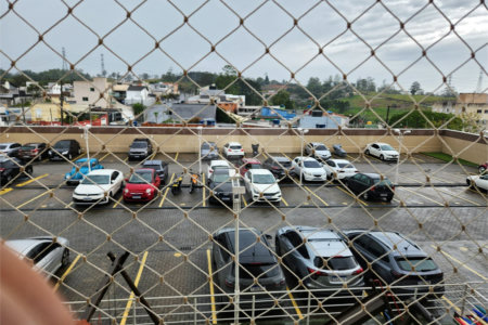 Apartamento para alugar com 2 quartos, sendo 1 suíte, em Villa DI Cesar, Mogi das Cruzes, SP