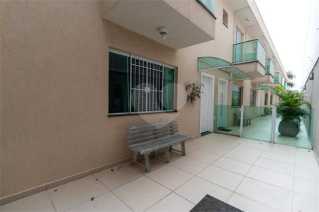 Casa à venda com 3 quartos, sendo 1 suíte, no condomínio Orquideas, São Paulo - SP