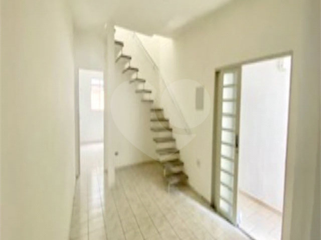 Sobrado à venda com 3 quartos, sendo 1 suíte,  em Vila Guilherme, São Paulo, SP