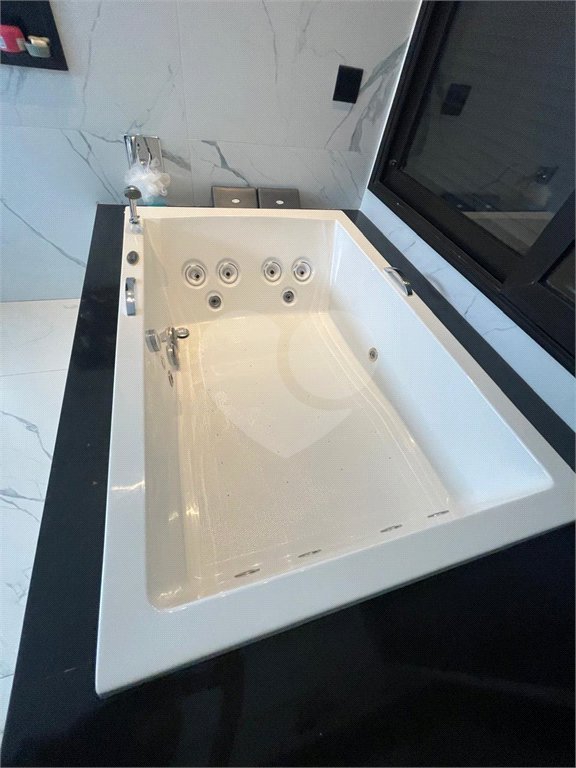 Casa à venda ou para alugar com 4 suítes no condomínio Jardim Salto Grande, Araraquara - SP