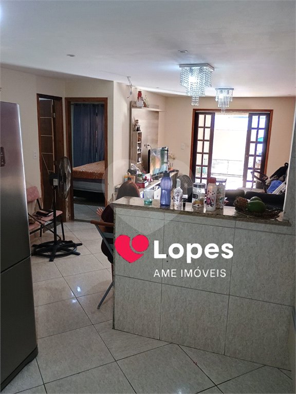 Casa à venda com 2 quartos, sendo 1 suíte, no condomínio Residencial 400, Rio de Janeiro - RJ