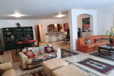 Sobrado à venda com 5 quartos, sendo 3 suítes, em Jardim Marajoara, São Paulo, SP