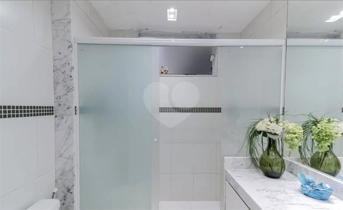 Apartamento à venda com 4 quartos, sendo 1 suíte,  em Copacabana, Rio de Janeiro, RJ