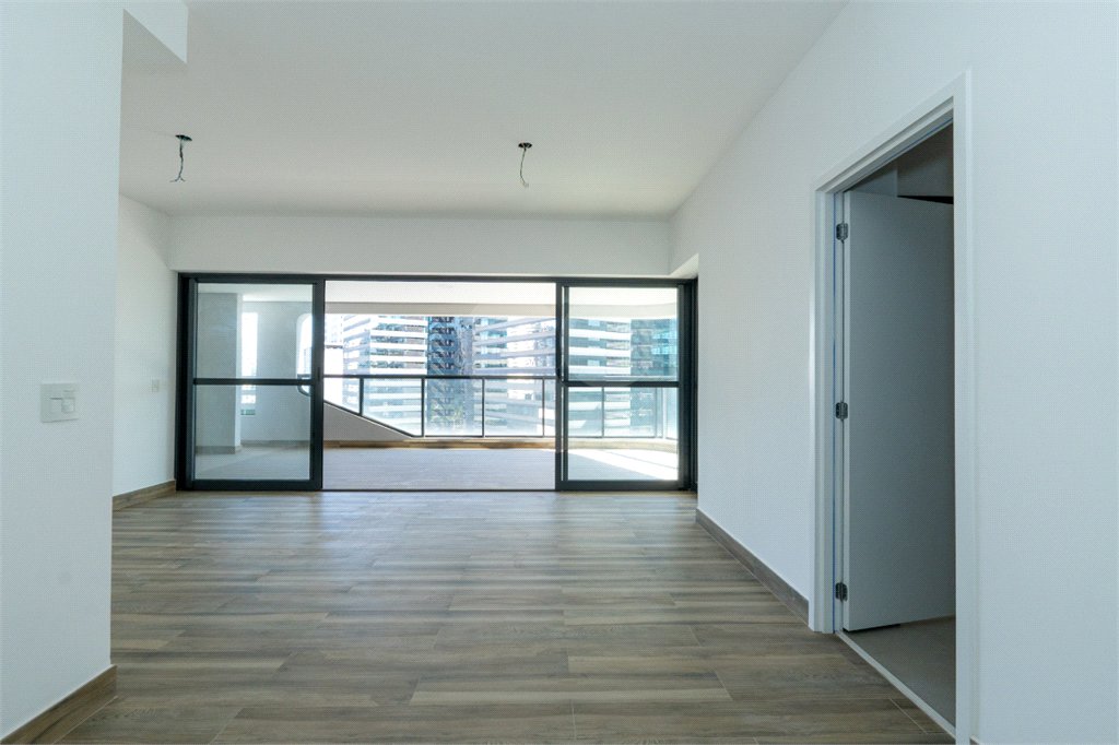 Apartamento à venda com 3 suítes em Chácara Santo Antônio (zona Sul), São Paulo, SP