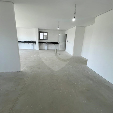 Apartamento à venda com 3 suítes em Jardim Bebedouro, Guarulhos, SP