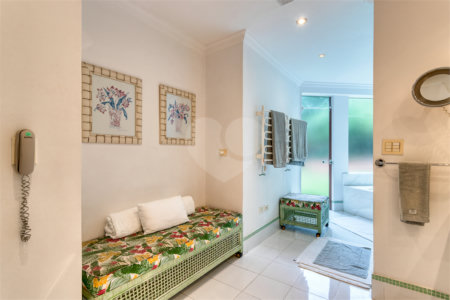 Casa à venda com 5 quartos, sendo 4 suítes, em Brooklin Velho, São Paulo, SP