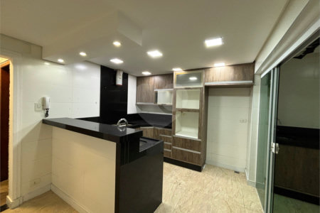 Casa à venda com 3 quartos, sendo 1 suíte,  em Jardim Santa Mena, Guarulhos, SP