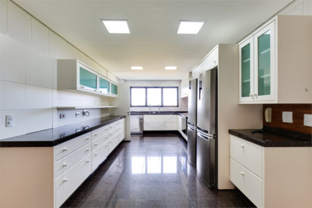 Apartamento para alugar com 4 suítes em Santo Amaro, São Paulo, SP