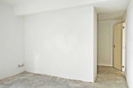 Apartamento à venda com 3 suítes em Santa Teresinha, São Paulo, SP