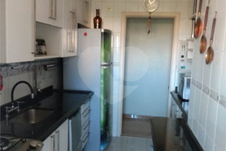 Apartamento à venda com 3 quartos, sendo 1 suíte,  em Vila Romana, São Paulo, SP