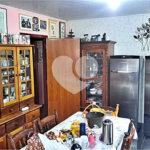 Casa à venda com 6 quartos, sendo 2 suítes, no condomínio Associação Reserva das Hortênsias, Mairiporã - SP