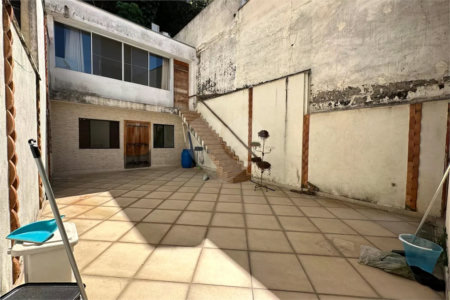 Sobrado à venda com 4 quartos, sendo 2 suítes, em Vila Ipojuca, São Paulo, SP
