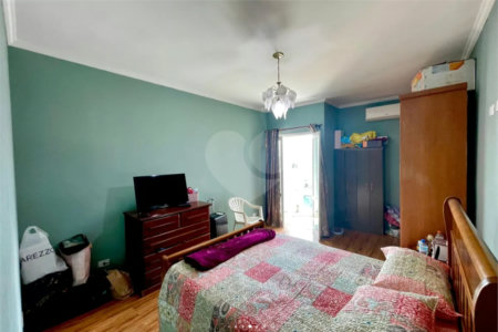 Casa à venda com 3 suítes em Jardim Imperador, Guarulhos, SP