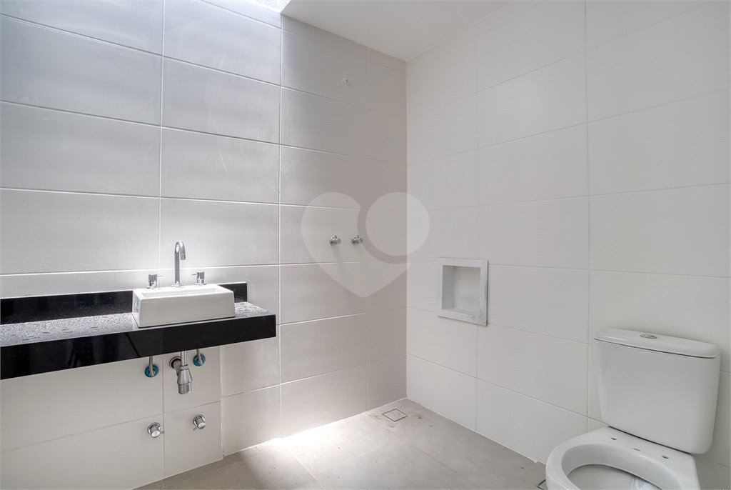 Casa à venda com 4 quartos, sendo 1 suíte, no condomínio Cube Campo Belo, São Paulo - SP