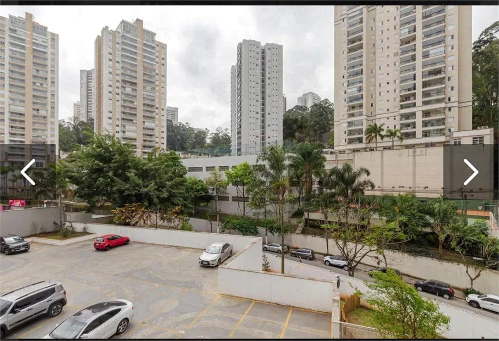 Apartamento à venda com 2 quartos, sendo 1 suíte, em Vila Andrade, São Paulo, SP
