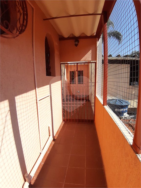 Sobrado à venda com 3 quartos, sendo 1 suíte, em Tremembé, São Paulo, SP