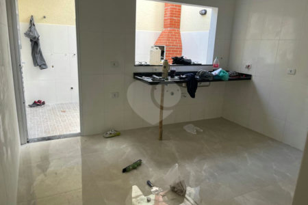 Sobrado à venda com 3 quartos, sendo 1 suíte, em Vila Medeiros, São Paulo, SP