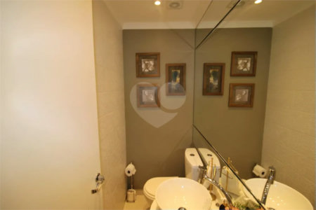 Apartamento à venda com 3 suítes em Santa Teresinha, São Paulo, SP