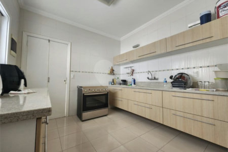 Casa à venda com 3 suítes no condomínio Villagio Di Verona, Vinhedo - SP