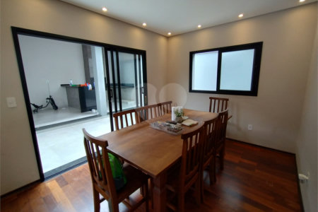 Casa à venda com 3 suítes no Centro, Itapetininga, SP