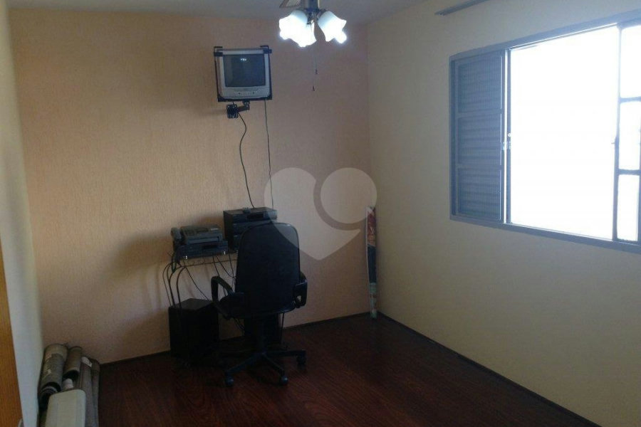 Casa Térrea à venda com 5 quartos, sendo 1 suíte, em Vila Nova Cachoeirinha, São Paulo, SP