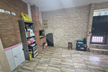 Casa Térrea à venda com 6 quartos em Vila Gustavo, São Paulo, SP