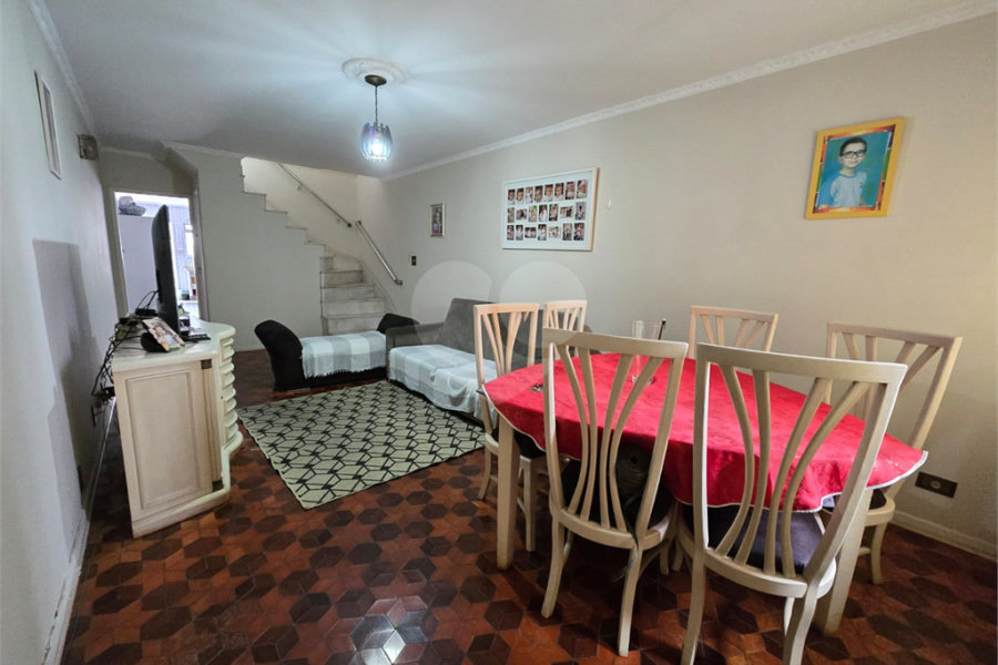 Sobrado à venda com 3 quartos em Vila Guilherme, São Paulo, SP
