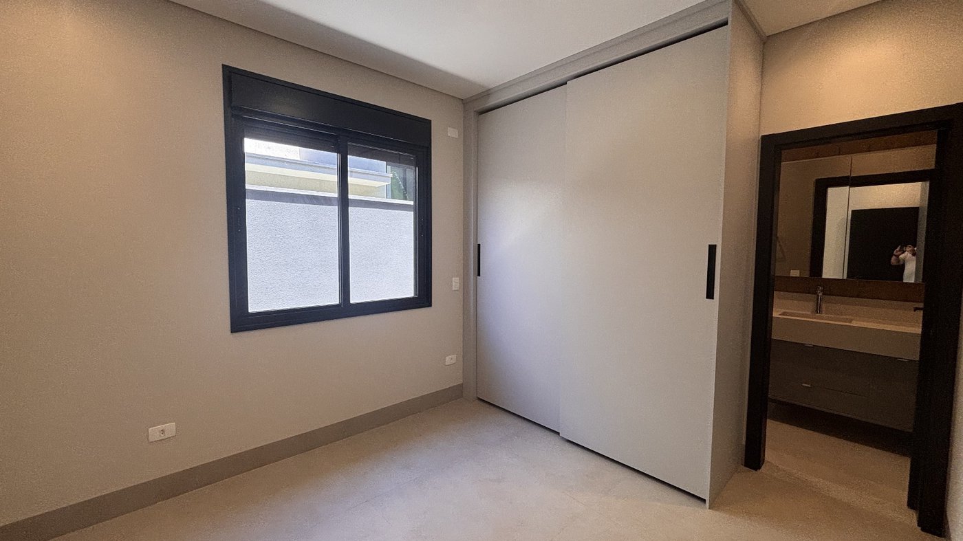 Casa à venda com 3 suítes no condomínio Damha IV, Presidente Prudente - SP