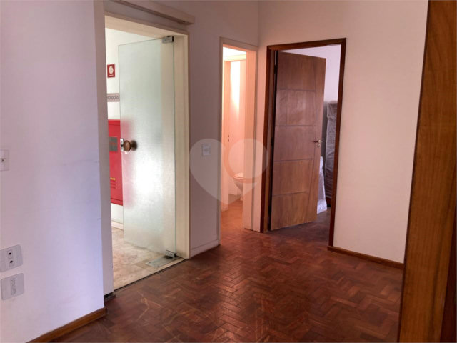Sala à venda em Santa Cecília, São Paulo, SP