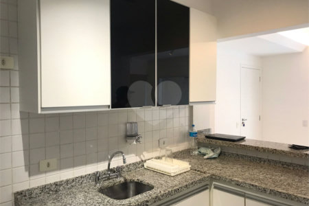 Apartamento à venda com 2 quartos, sendo 1 suíte, em Paraíso, São Paulo, SP