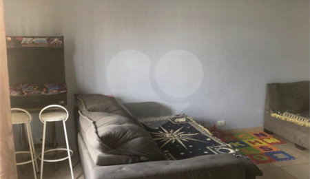 Sobrado à venda com 2 quartos em Artur Alvim, São Paulo, SP