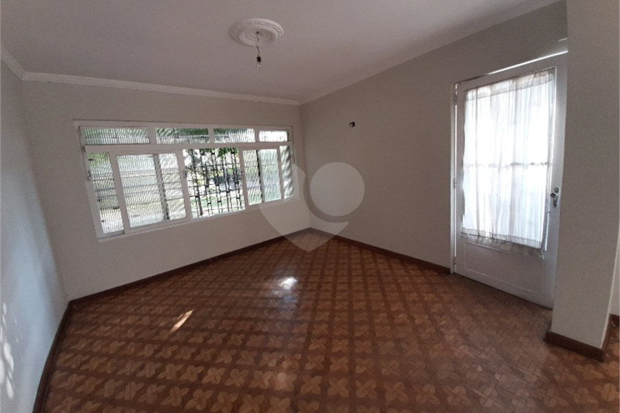 Sobrado à venda com 3 quartos em Água Fria, São Paulo, SP