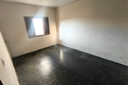 Casa à venda com 3 quartos em Jardim das Esmeraldas, São Paulo, SP