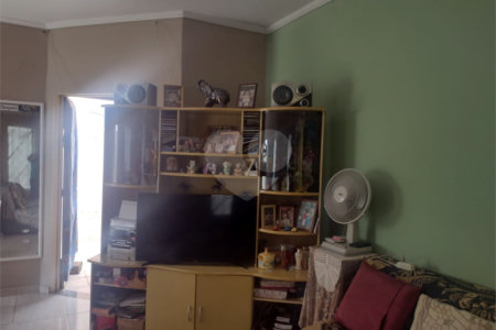 Casa térrea para venda.