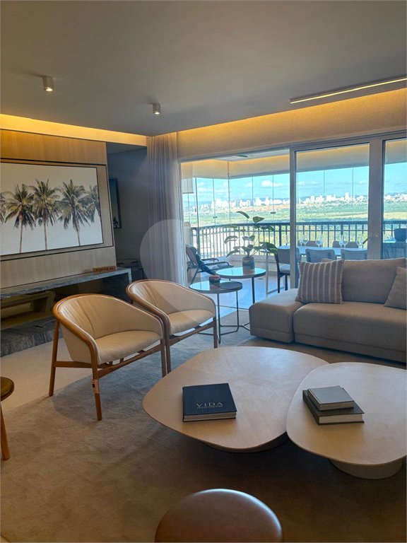 Apartamento à venda com 3 suítes em Urbanova, São José dos Campos, SP