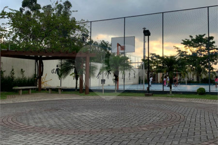Casa à venda com 3 quartos, sendo 2 suítes,  no condomínio Residencial Jardins, São Bernardo do Campo - SP