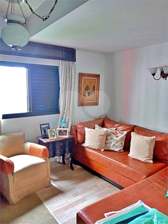 Apartamento à venda com 4 quartos, sendo 3 suítes, em Indianópolis, São Paulo, SP
