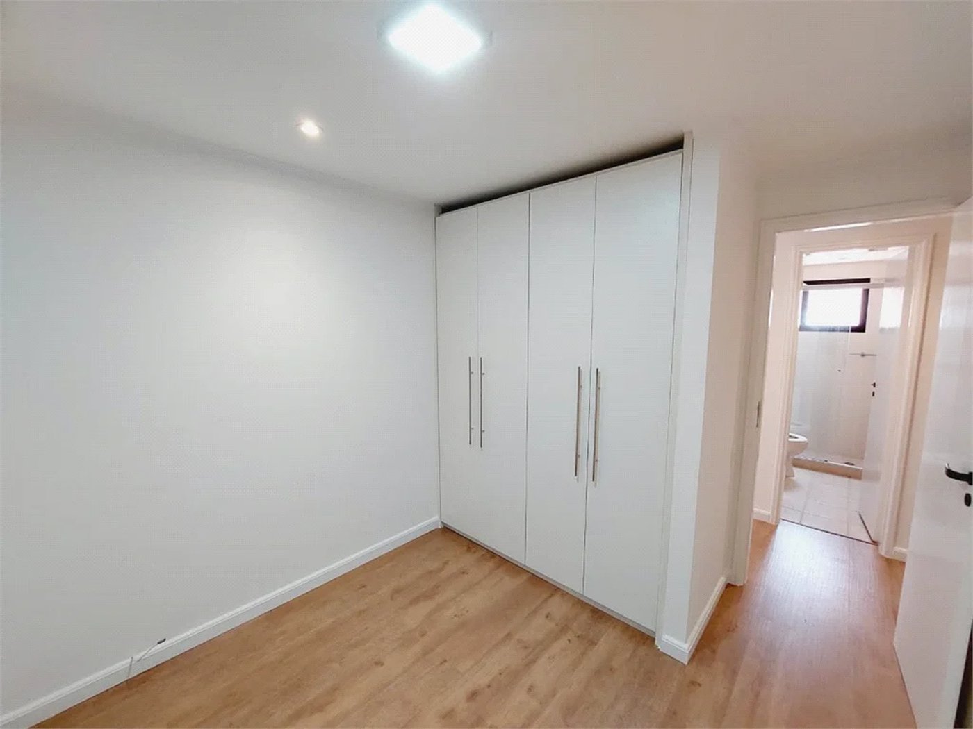 Apartamento à venda com 4 quartos, sendo 2 suítes,  em Alto da Lapa, São Paulo, SP