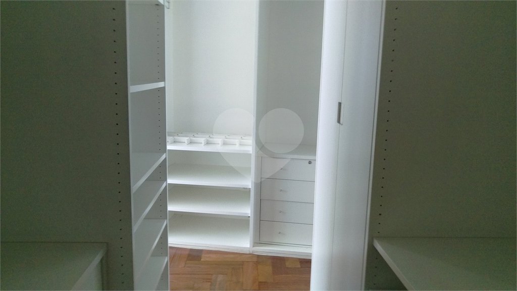 Apartamento à venda com 4 suítes em Vila Suzana, São Paulo, SP
