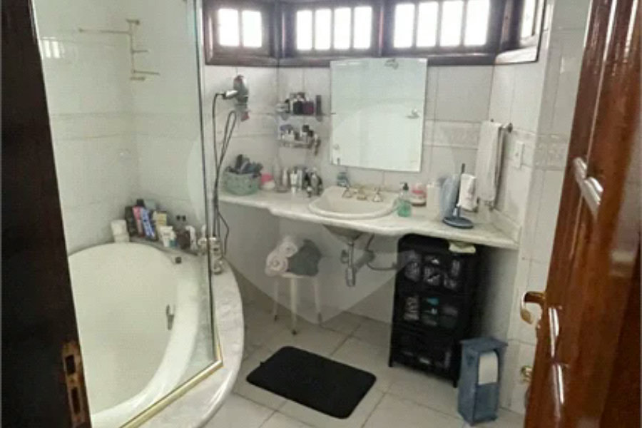 Sobrado à venda com 4 quartos, sendo 2 suítes, em Mandaqui, São Paulo, SP