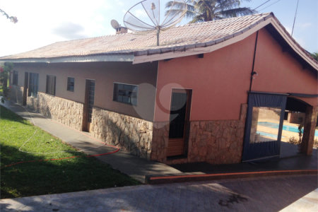 Chácara à venda ou para alugar com 4 suítes no Centro, Araçoiaba da Serra, SP