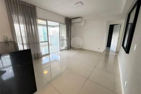 Apartamento à venda com 3 quartos, sendo 1 suíte, em Pinheiros, São Paulo, SP
