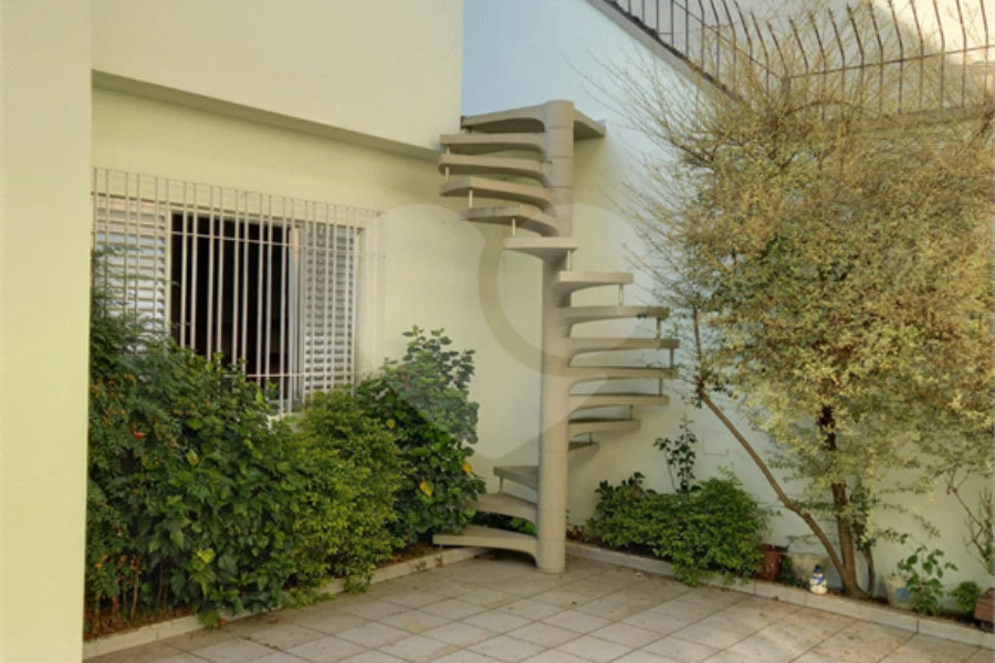 Sobrado à venda com 5 quartos, sendo 2 suítes,  em Tremembé, São Paulo, SP