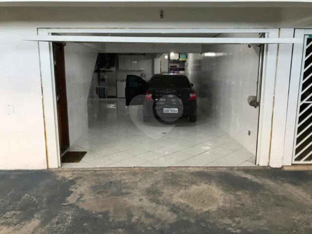 Casa à venda com 3 quartos, sendo 1 suíte,  no condomínio Residencial Gabriela, São Paulo - SP