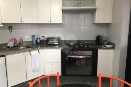 Apartamento à venda com 3 suítes em Vila Andrade, São Paulo, SP