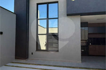 Casa à venda com 3 quartos, sendo 1 suíte, em Jardim Bom Sucesso, Indaiatuba, SP