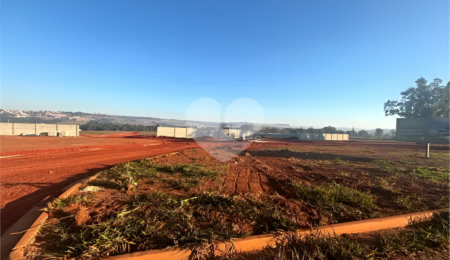 Terreno à venda em Portal dos Pinheiros Ii, Itapetininga, SP